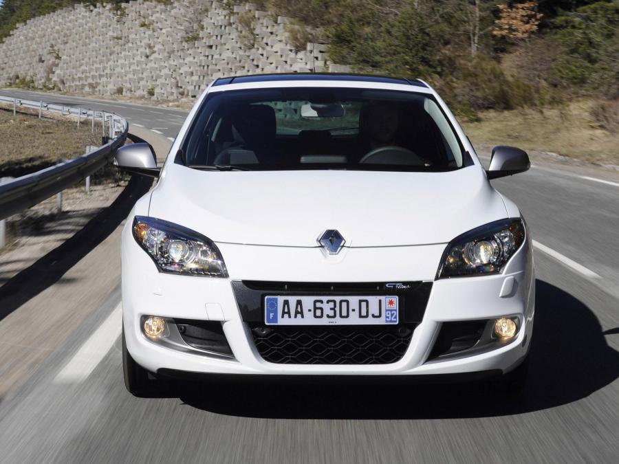  Renault Megane GT Line 2010 года  (фото 5 из 11)